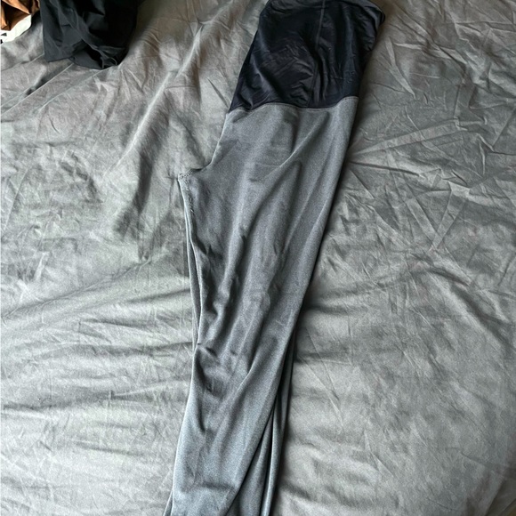 Isabel Maternity Active Legging Grey Crossover Belly Band - Picture 2 of 7